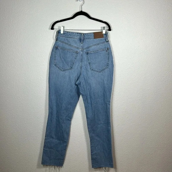 NWOT Madewell The Curvy Perfect Vintage Jean in light blue size 26 - Picture 8 of 10